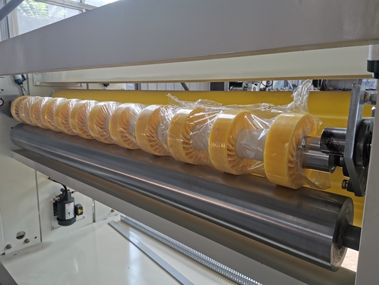 2200 Linia do produkcji tektury falistej Maszyna do cięcia Nc