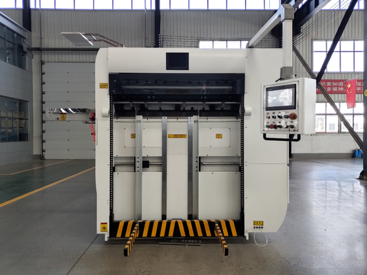 Półautomatyczna maszyna do sztancowania i bigowania 220/380/415 V BMY1500