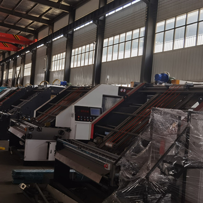 1300x1250mm Semi Auto Flute Laminator Jednostronna tektura falista