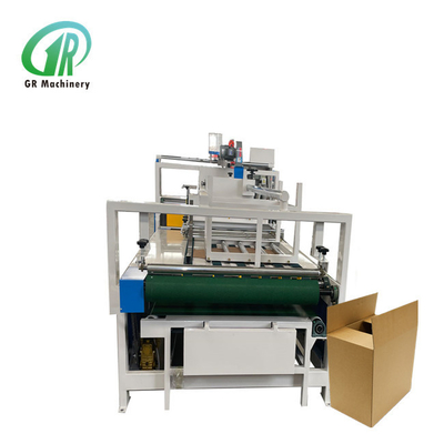 Sterowana przez PLC maszyna do klejenia folderów 200 mm 380 V / 220 V Napięcie 2800 mm