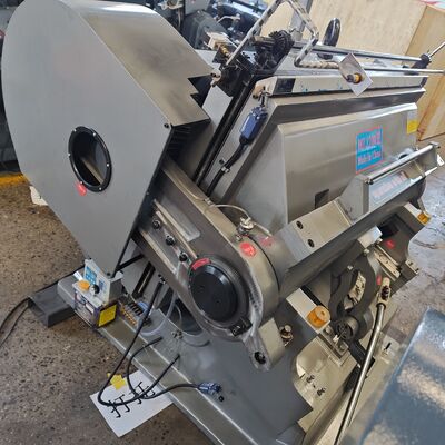 Ręczna kartonowa maszyna do cięcia elektryczna idealna do tworzenia kartonów i linii produkcyjnych