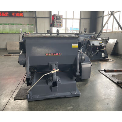 Maszyna do wykrawania tektury falistej 380V50Hz z urządzeniami Chint i technologią wykrawania