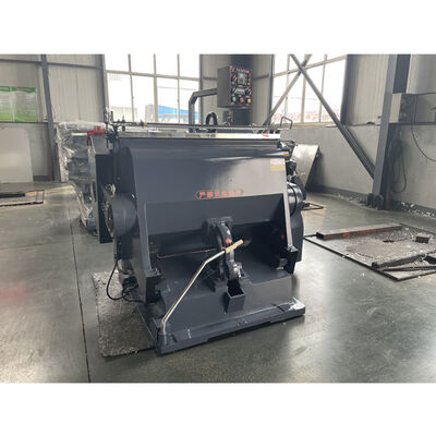 Maszyna do cięcia kartonowego w postaci gęstości 7000 kg z prędkością cięcia od 4800 do 8000 arkuszy na godzinę