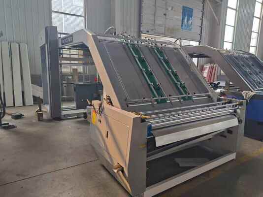 HL1600 Szybkość 100 sztuk/min Automatyczna maszyna do laminowania płytki dla kartonu falistego o wymiarach 1600x1250 mm