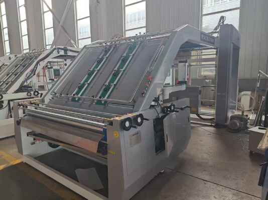 HL1600 Szybkość 100 sztuk/min Automatyczna maszyna do laminowania płytki dla kartonu falistego o wymiarach 1600x1250 mm
